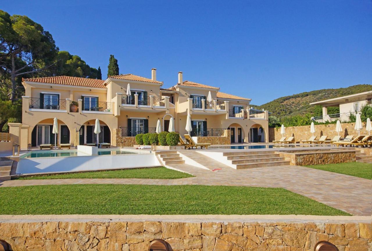 Aegean Villas *